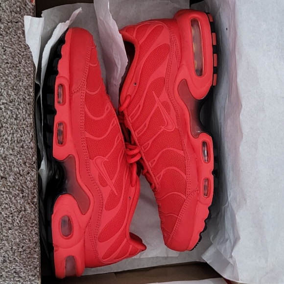 WM Nike Air Max Plus - Picture 9 of 9